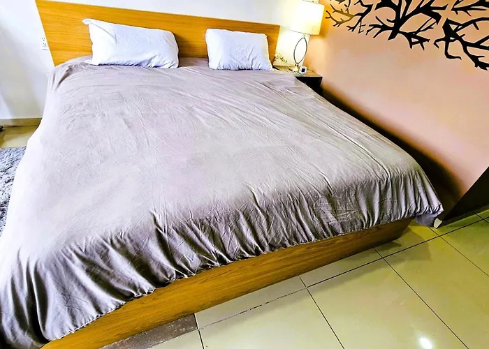 Apartment S04 King Premium Tec Cem Con Cocineta Wifi Balcon Parking Terraza *